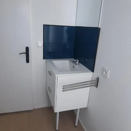 Appartement Sans 2 Personnes *
